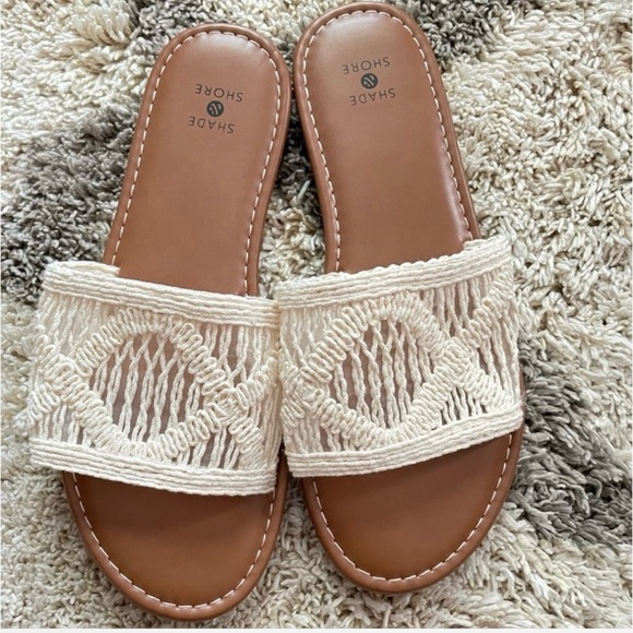 Shade & Shore Women's Tan and Cream Sandals - Picture 1 of 2